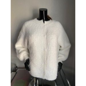 Acaine White Fluffy Sweater S-M